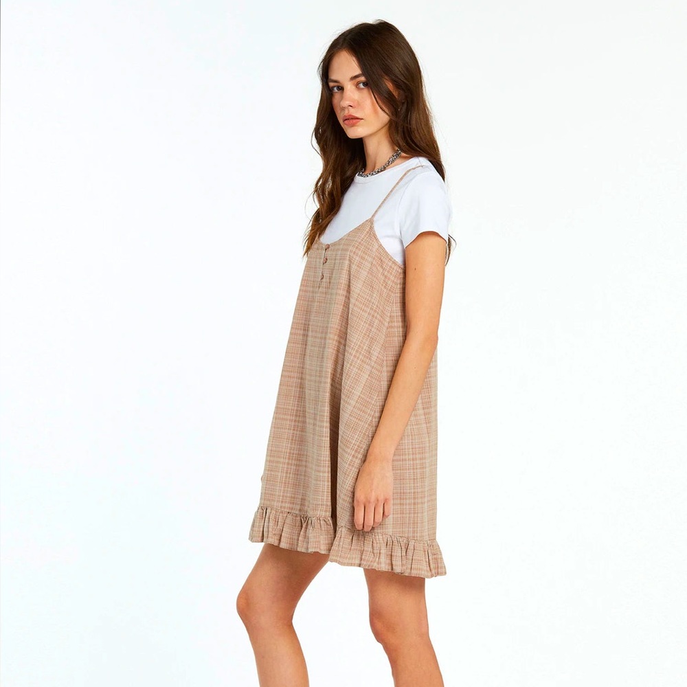 NWT Volcom Island Crush Dress in Stone, size XS